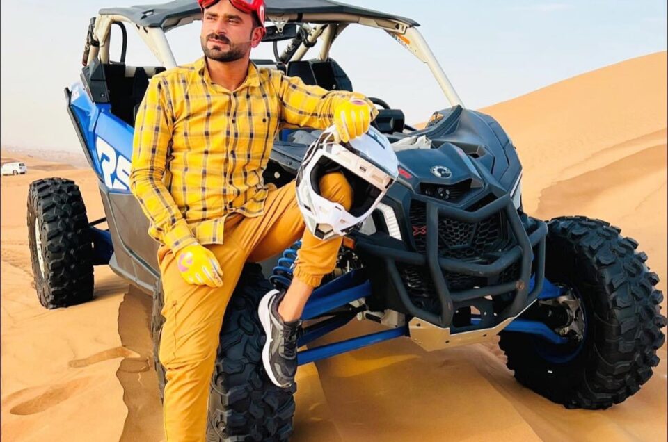 dune bashing in Dubai.